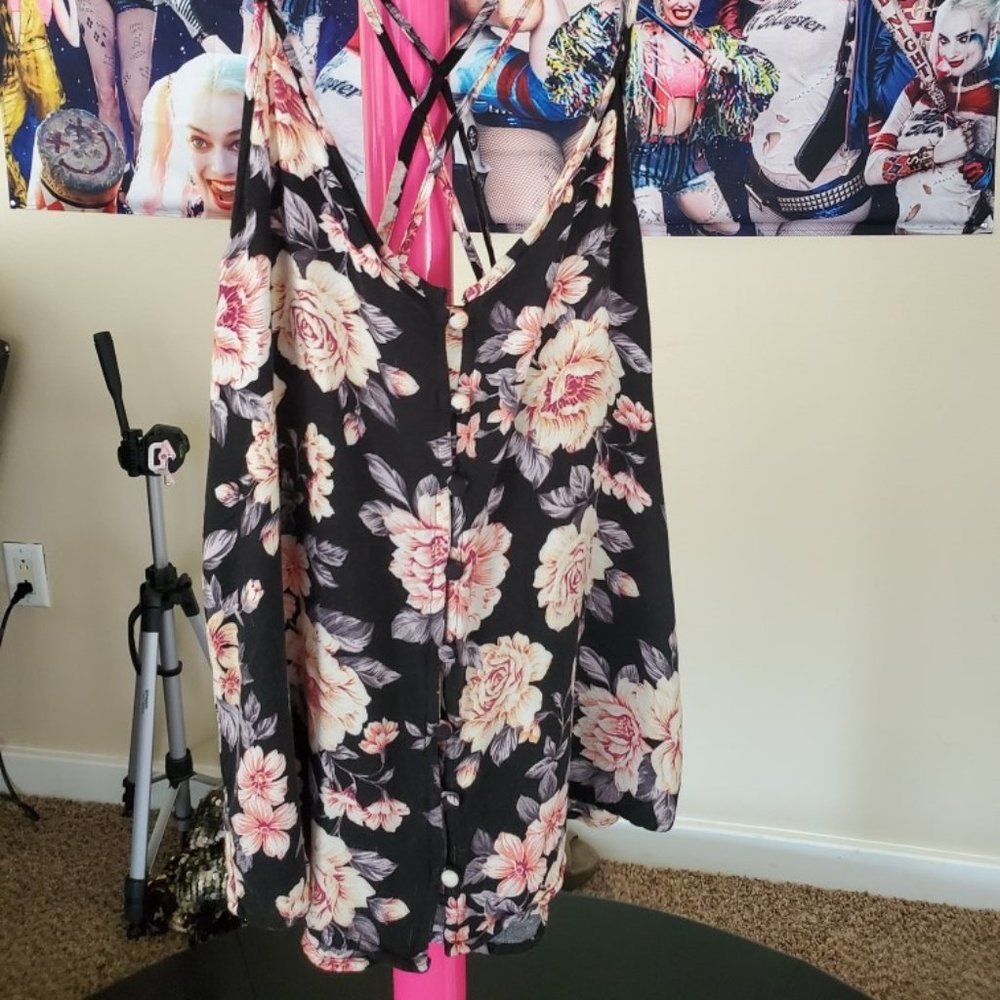 American Eagle Outfitters Floral Tank